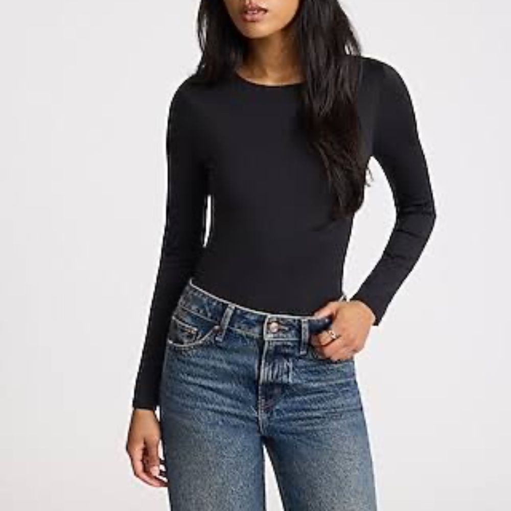NWT Express Body Contour Long Sleeve Bodysuit – Black – Size Small